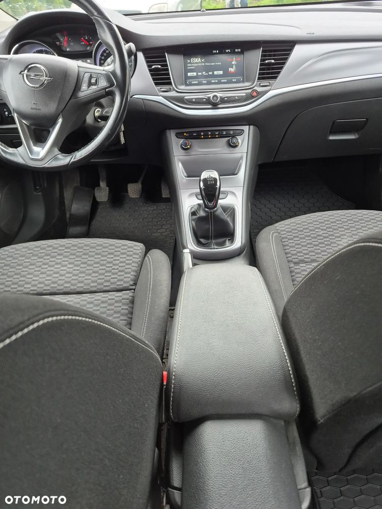 Opel Astra - 8