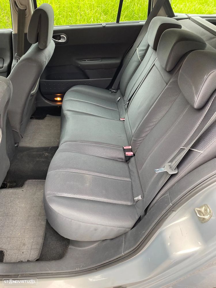 Renault Mégane 1.5 dCi SE Exclusive - 6