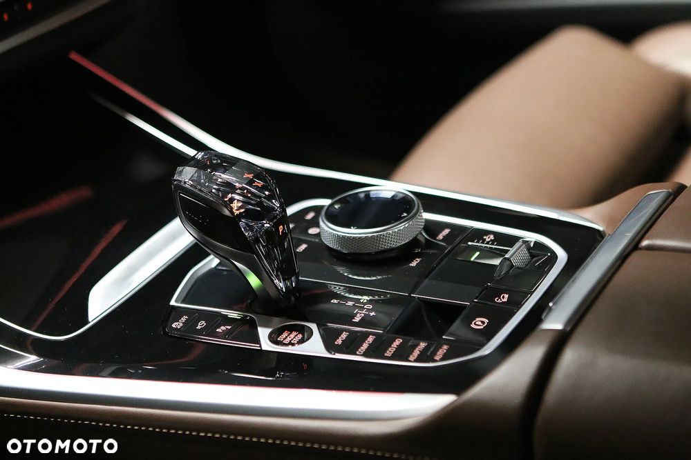 BMW X7 xDrive40i sport - 24