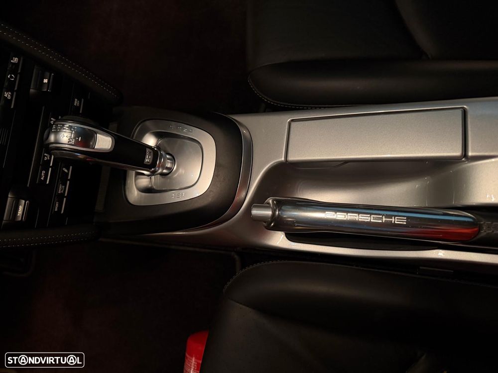 Porsche 911 (997) Carrera 4 S PDK - 16
