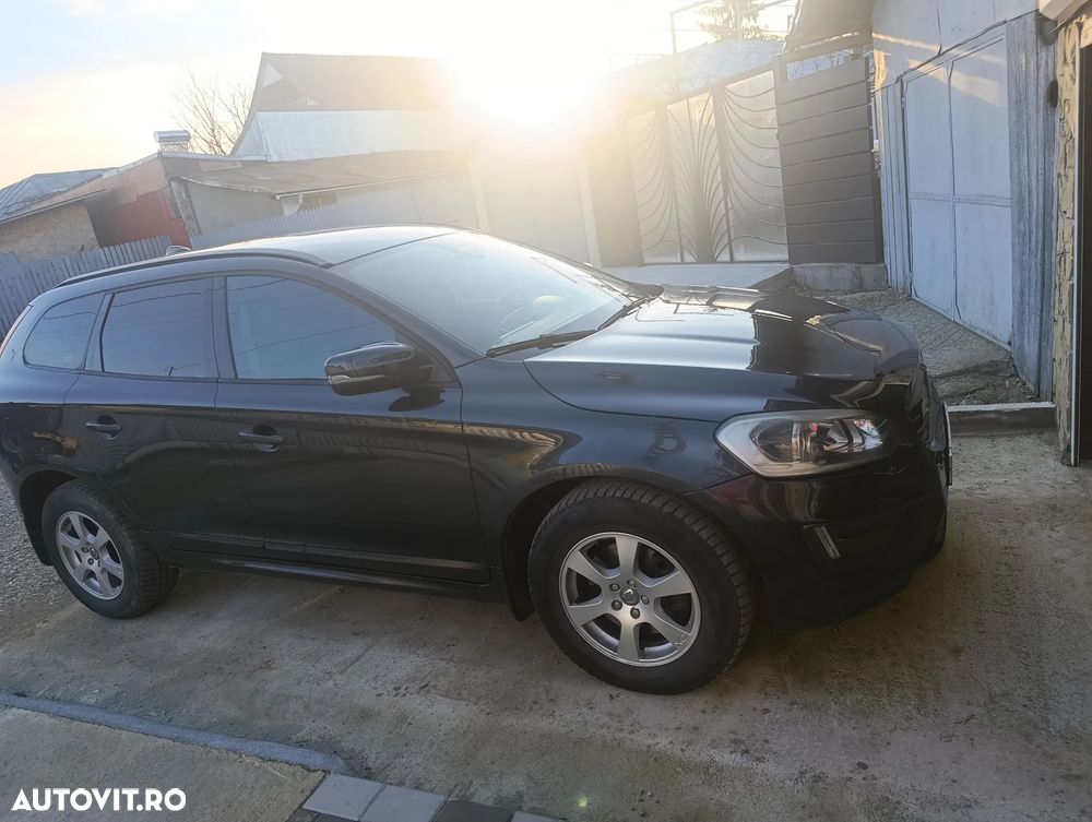 Volvo XC 60 D3 R-Design - 3