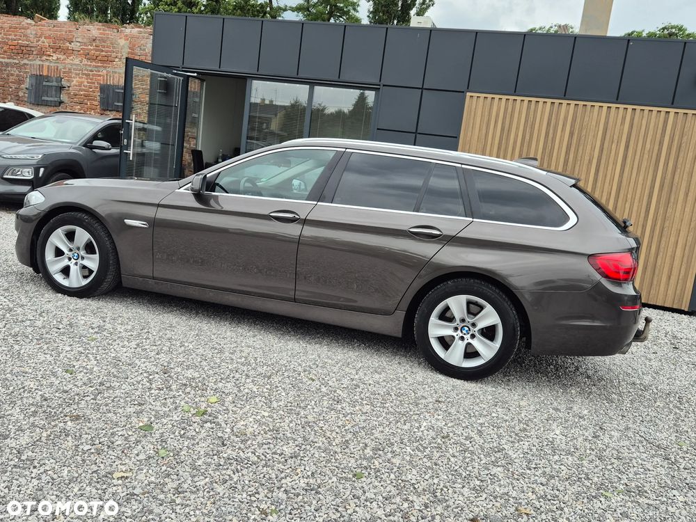 BMW Seria 5 520d - 8