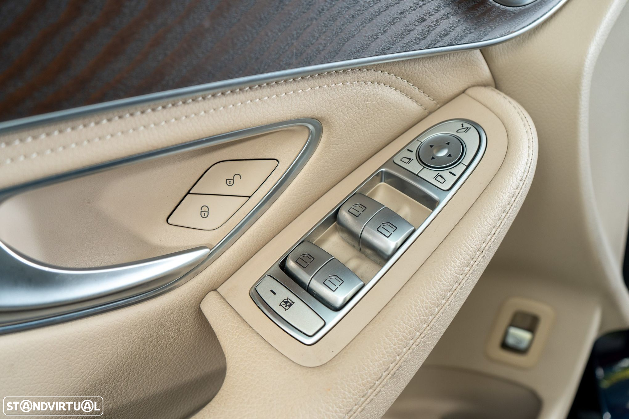 Mercedes-Benz GLC 250 d Coupé AMG Line 4-Matic - 26