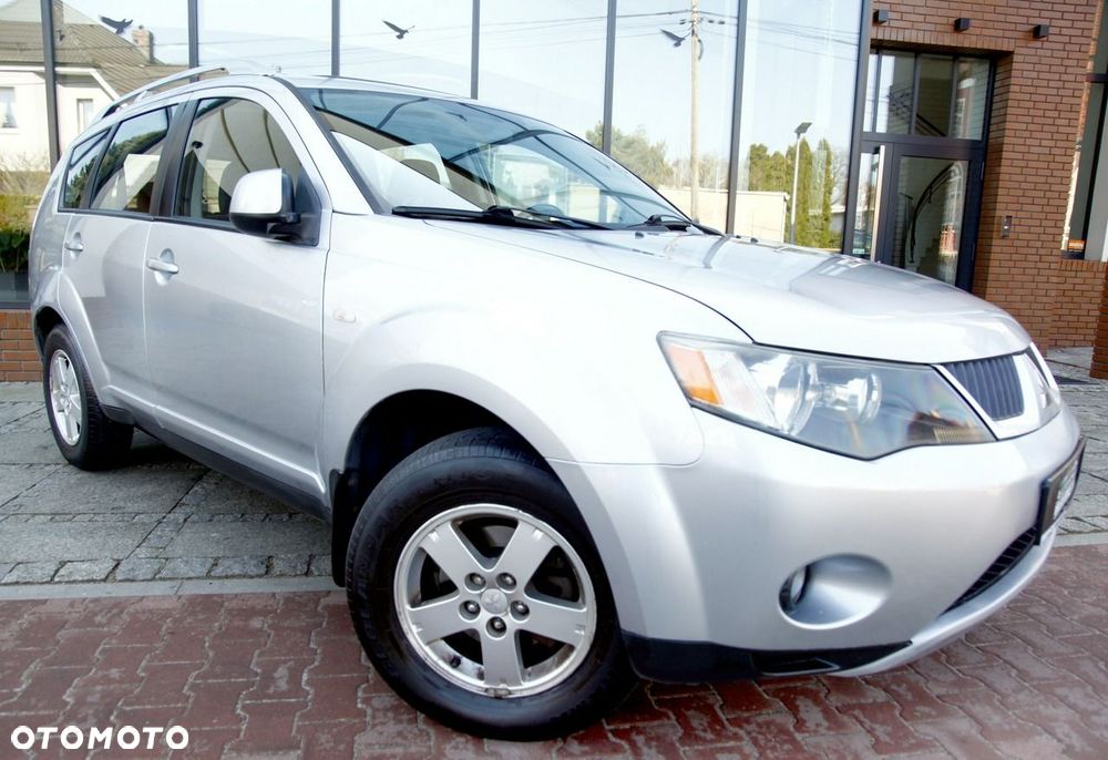 Mitsubishi Outlander - 22