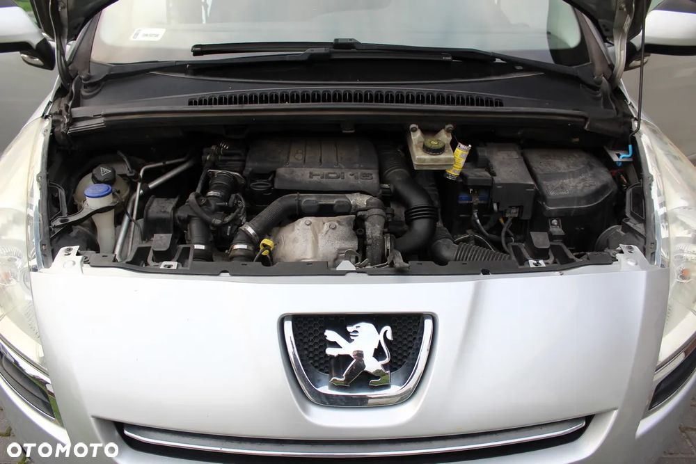 Peugeot 5008 1.6 HDi Premium - 10