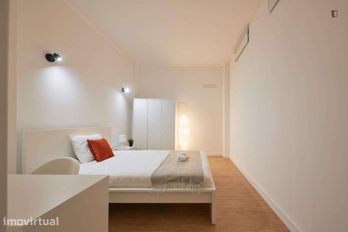 Quarto - localizado em Telheiras Lisbon - Grande imagem: 2/17