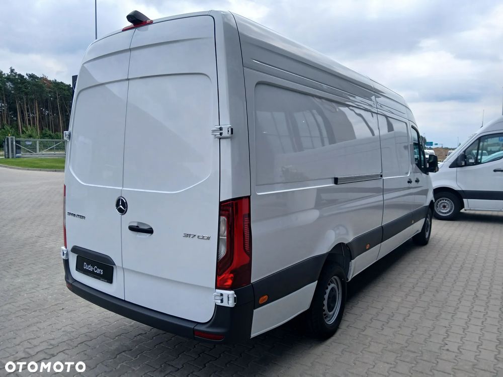 Mercedes-Benz Sprinter 317 CDI KA OM654 długi PRO - 7