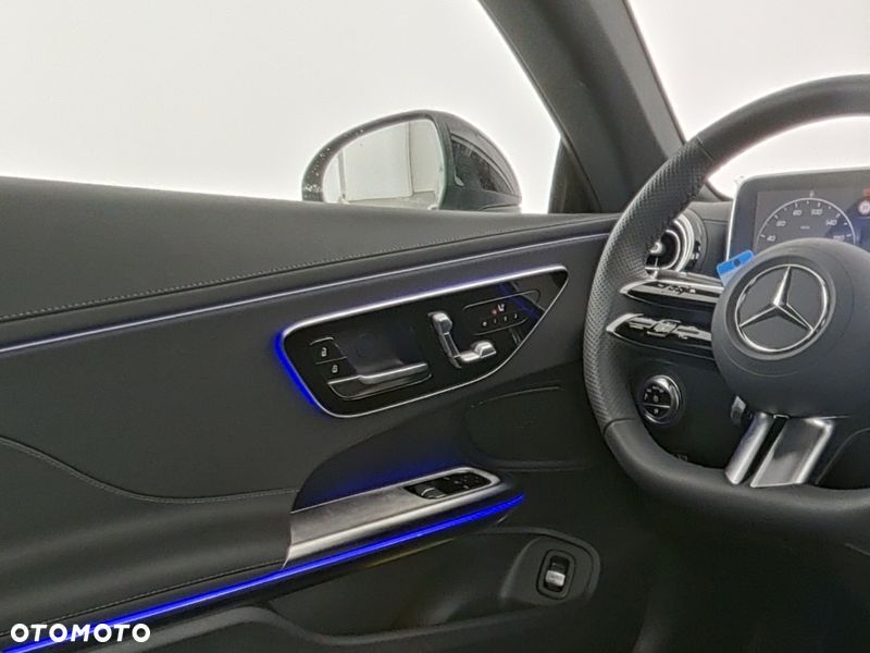 Mercedes-Benz CLE 300 4Matic 9G-TRONIC Edition AMG Line - 5