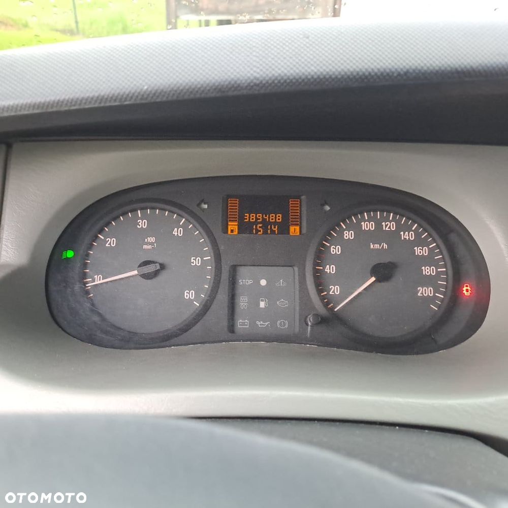 Opel Vivaro - 12