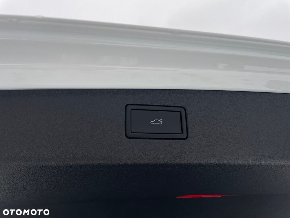 Volkswagen Tiguan 2.0 TDI 4Mot Elegance DSG - 28