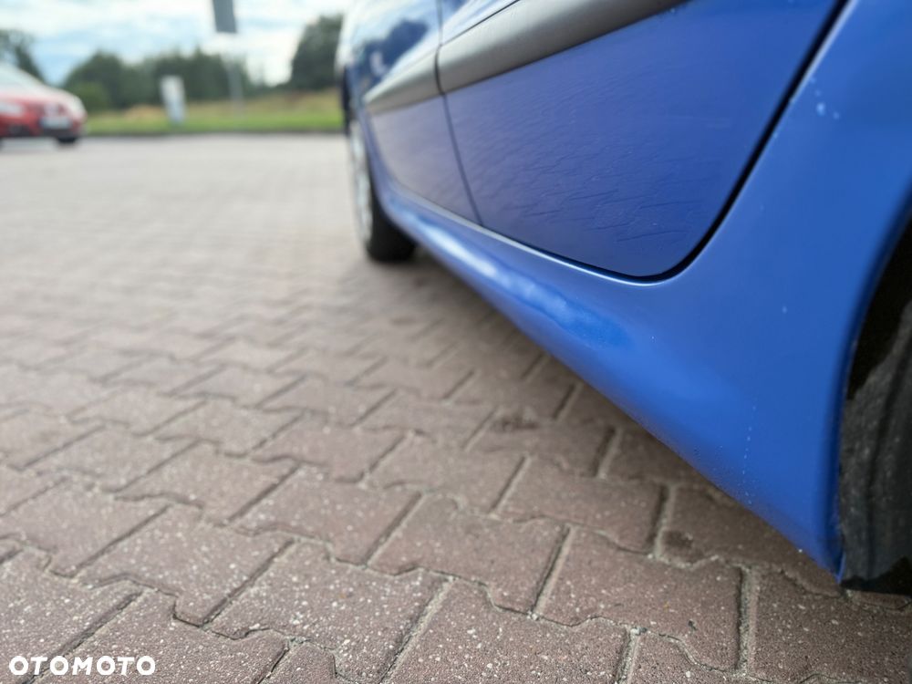 Peugeot 206 1.1 XR Presence - 25