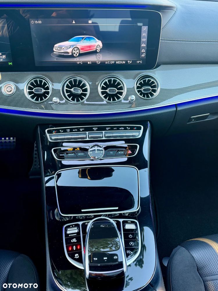 Mercedes-Benz Klasa E 43 AMG 4-Matic - 21