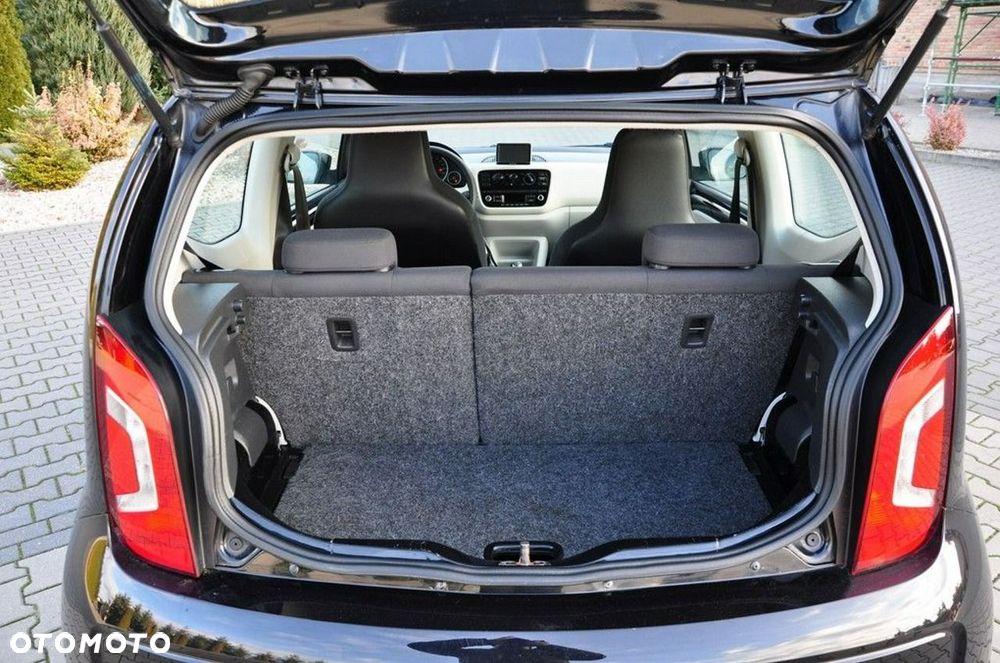 Volkswagen up! black - 29