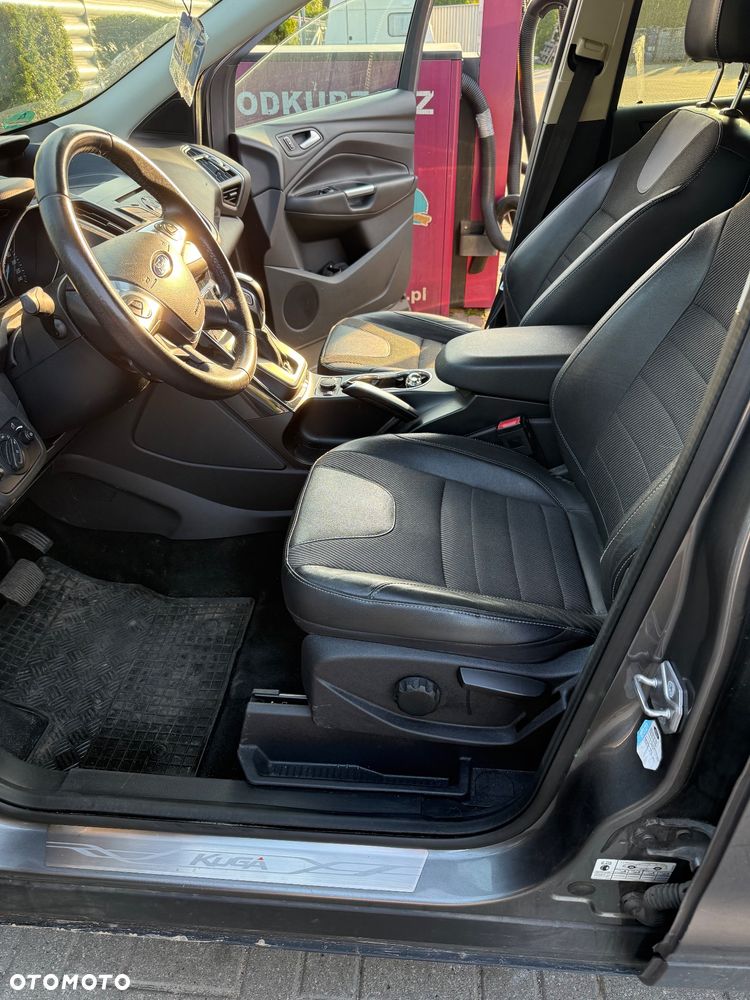 Ford Kuga 2.0 TDCi 4WD Titanium - 14