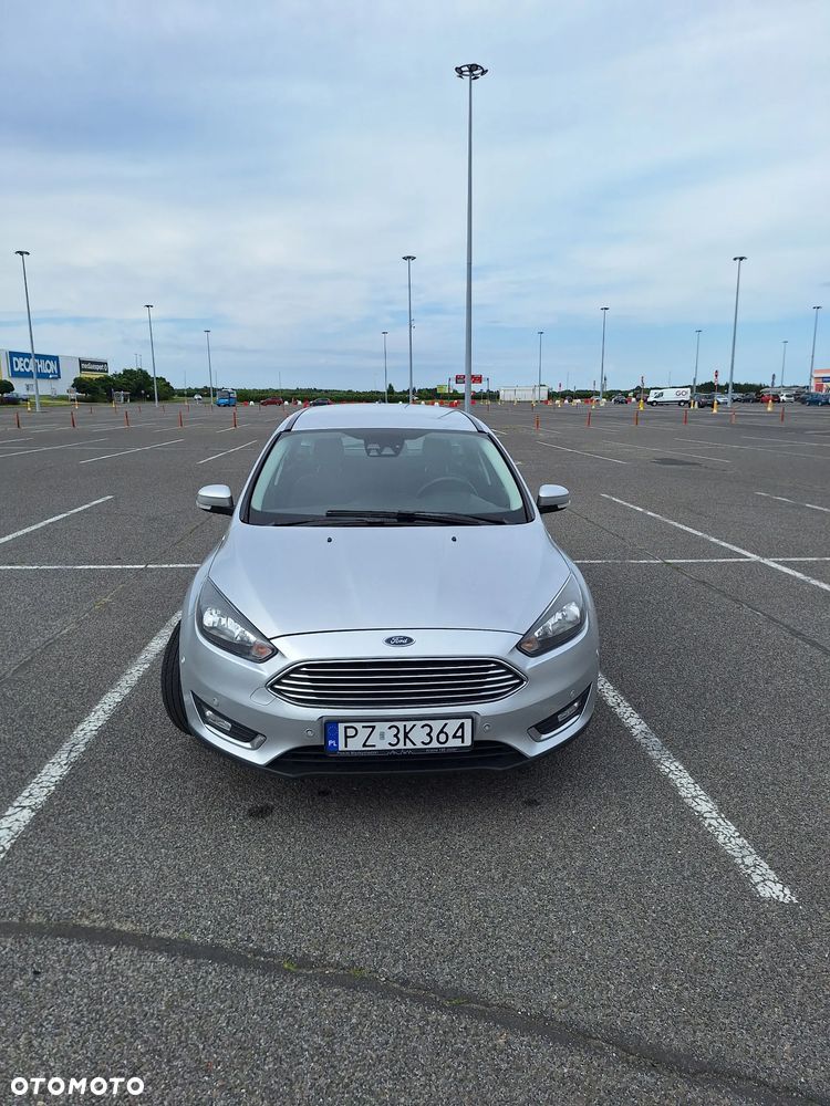 Ford Focus 2.0 TDCi Titanium ASS - 10