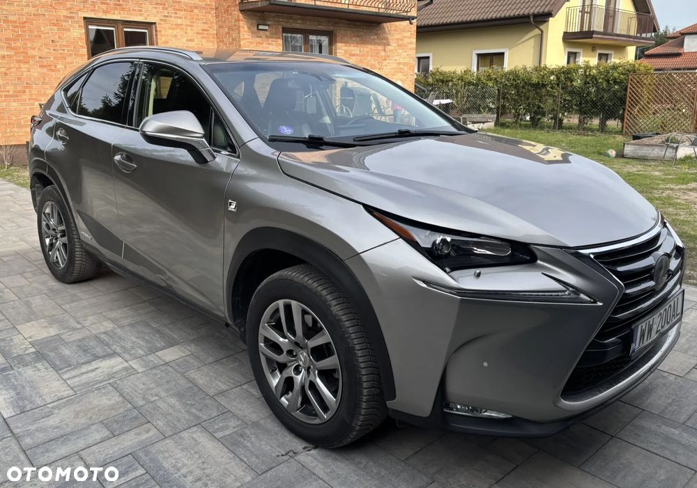 Lexus NX 300h F Sport AWD - 1