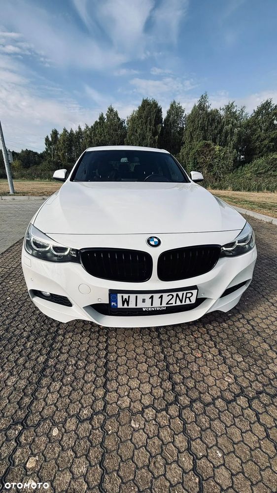 BMW 3GT 330i xDrive - 2
