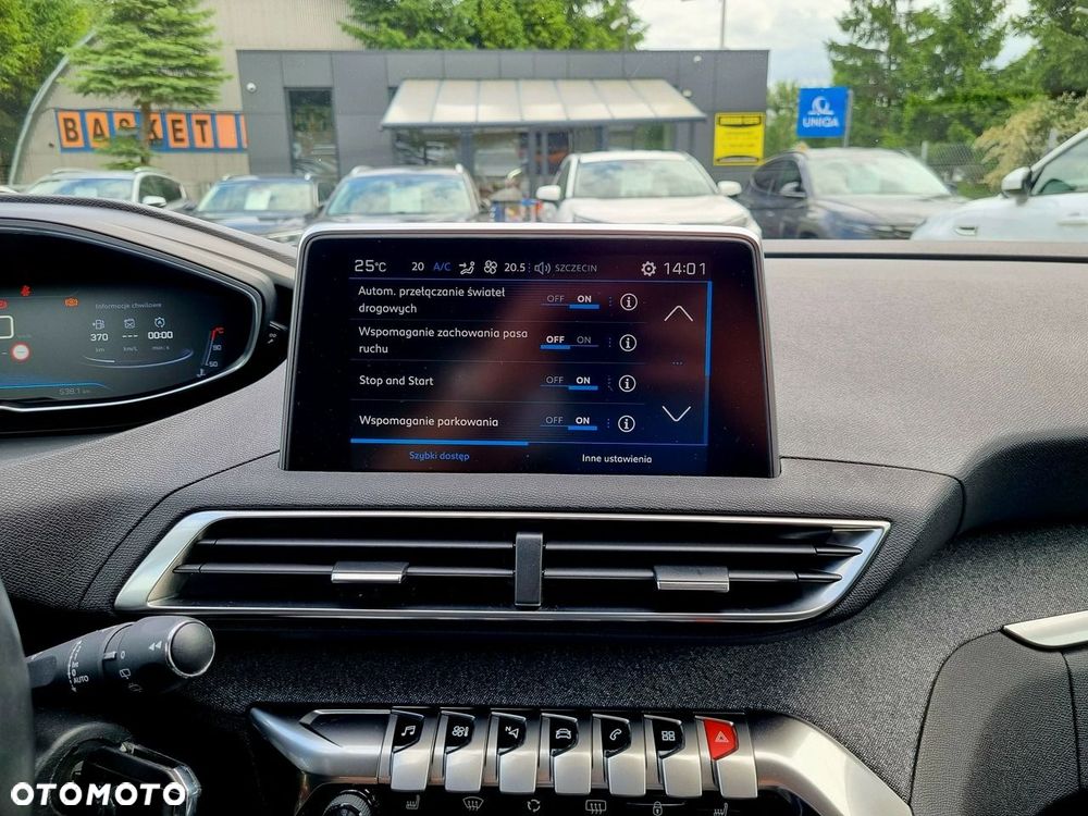 Peugeot 3008 1.5 BlueHDi Allure S&S - 23