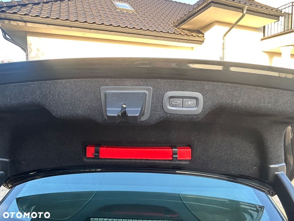 Volvo S90 B5 D AWD Geartronic Momentum Pro - 22