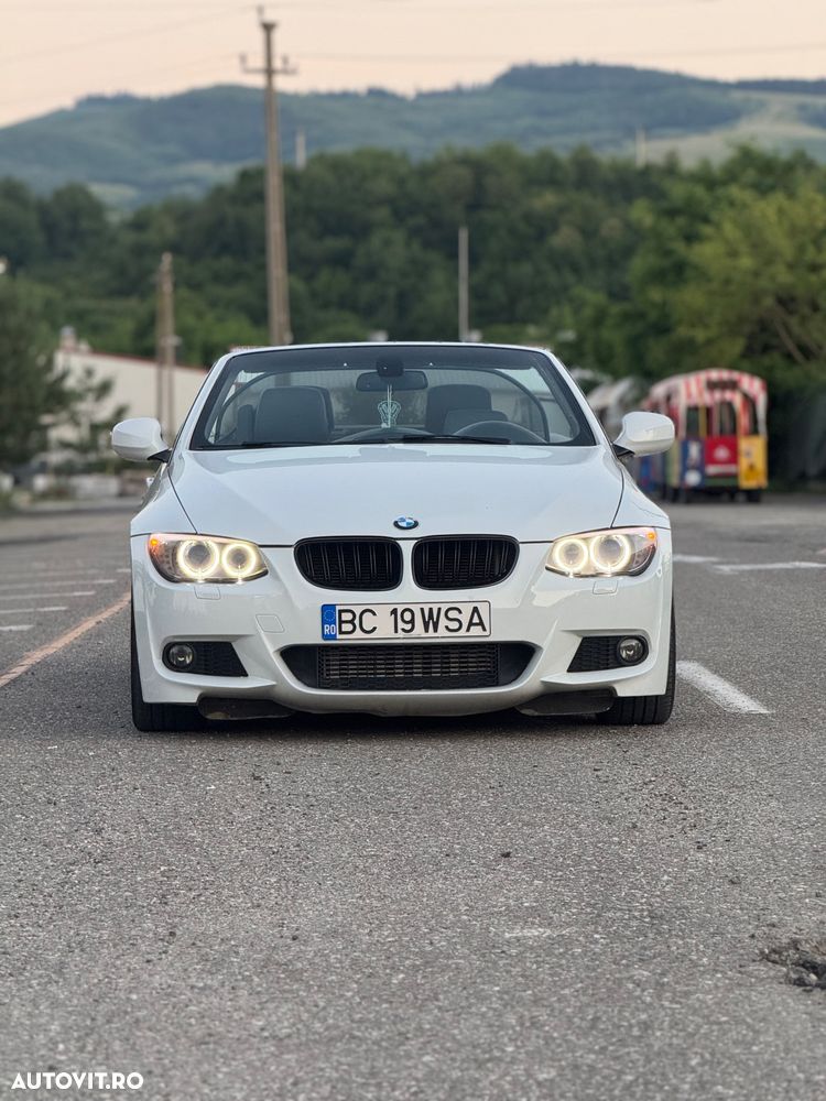 BMW Seria 3 320d - 25