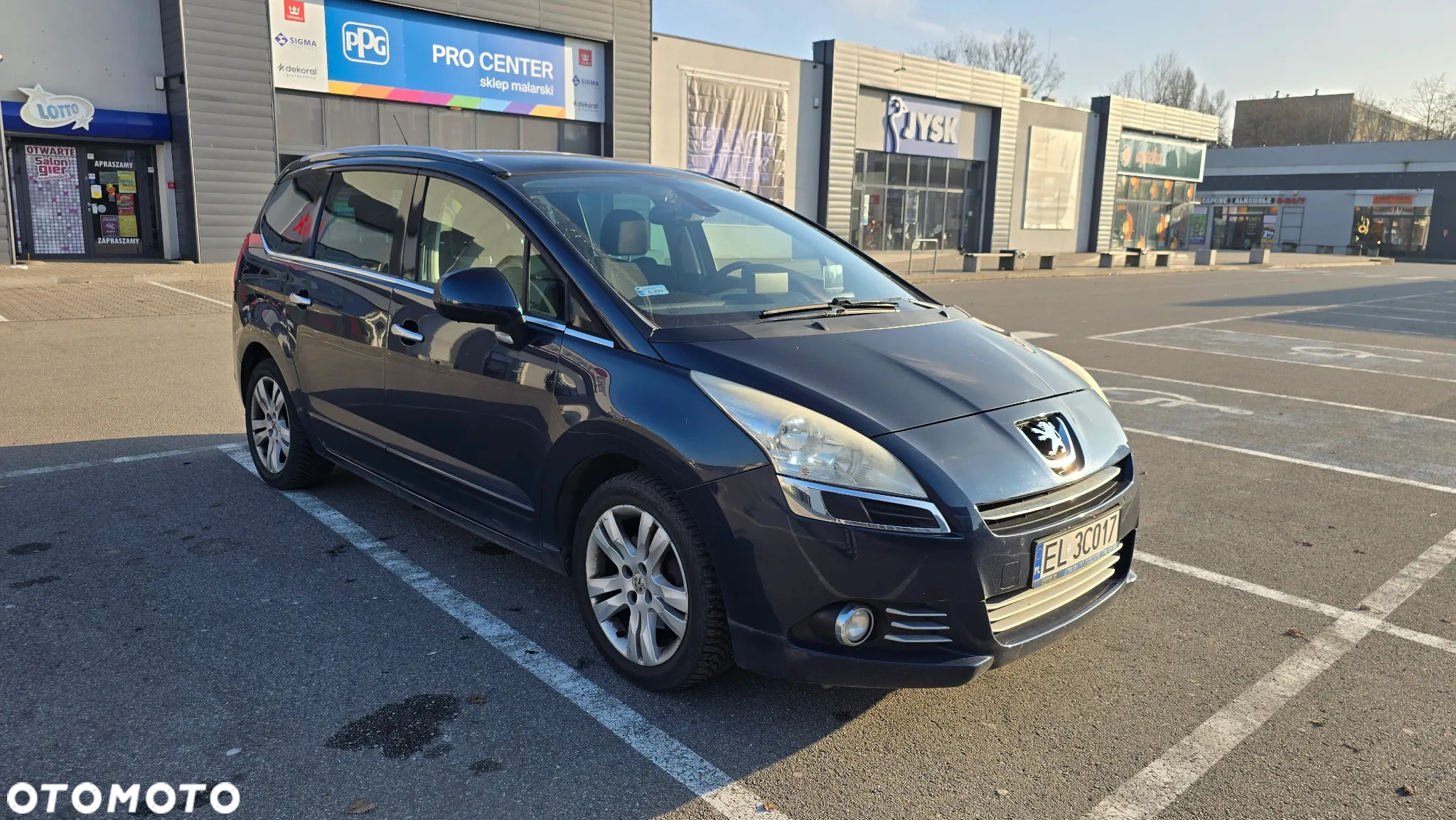 Peugeot 5008 1.6 THP Allure 7os - 9