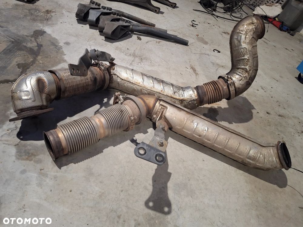 RURA UKŁADU  WYDECHOWEGO TŁUMIKA PRZEWÓD ELASTYCZNY DAF CF 400 XF 106 EURO 6 - 2