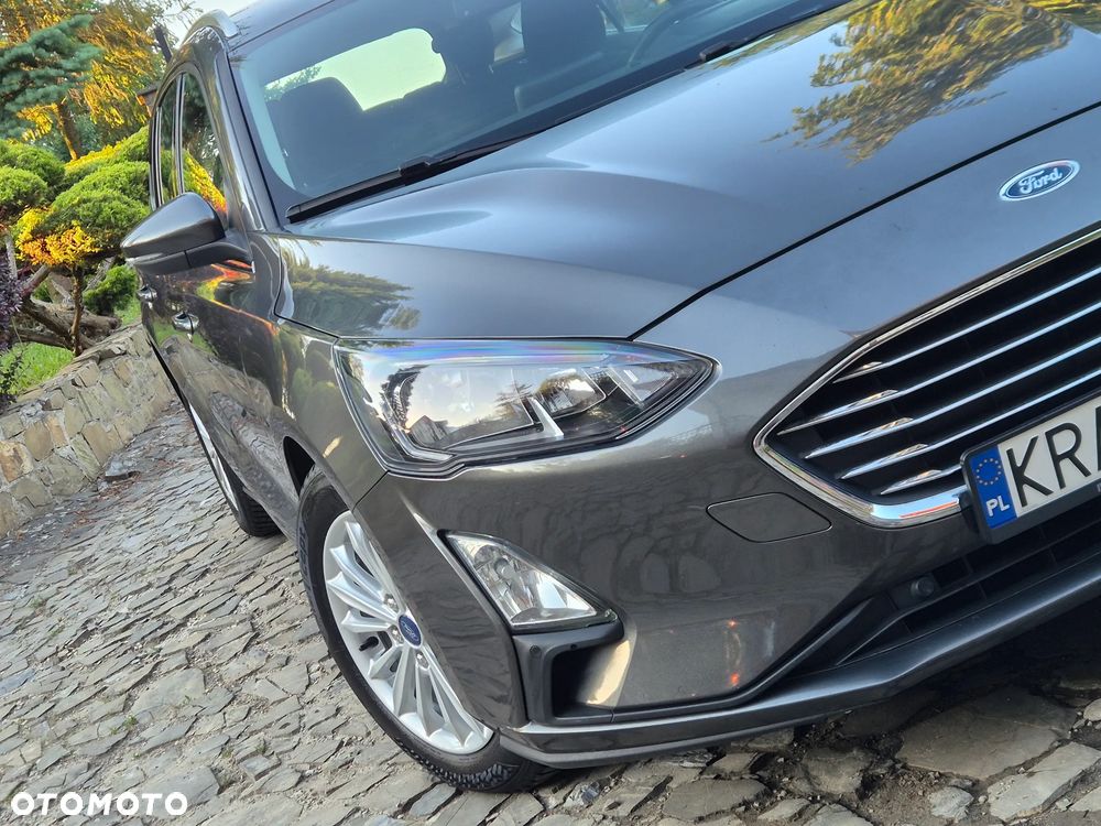 Ford Focus 1.5 EcoBlue Start-Stopp-System TITANIUM DESIGN - 14