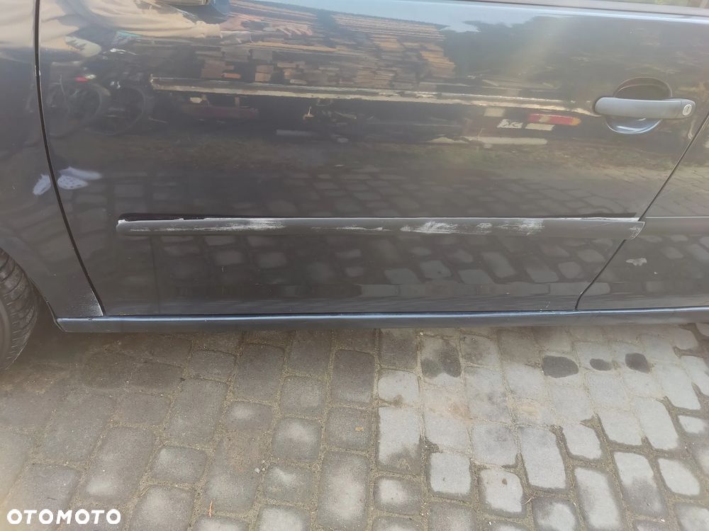 Volkswagen Golf - 10