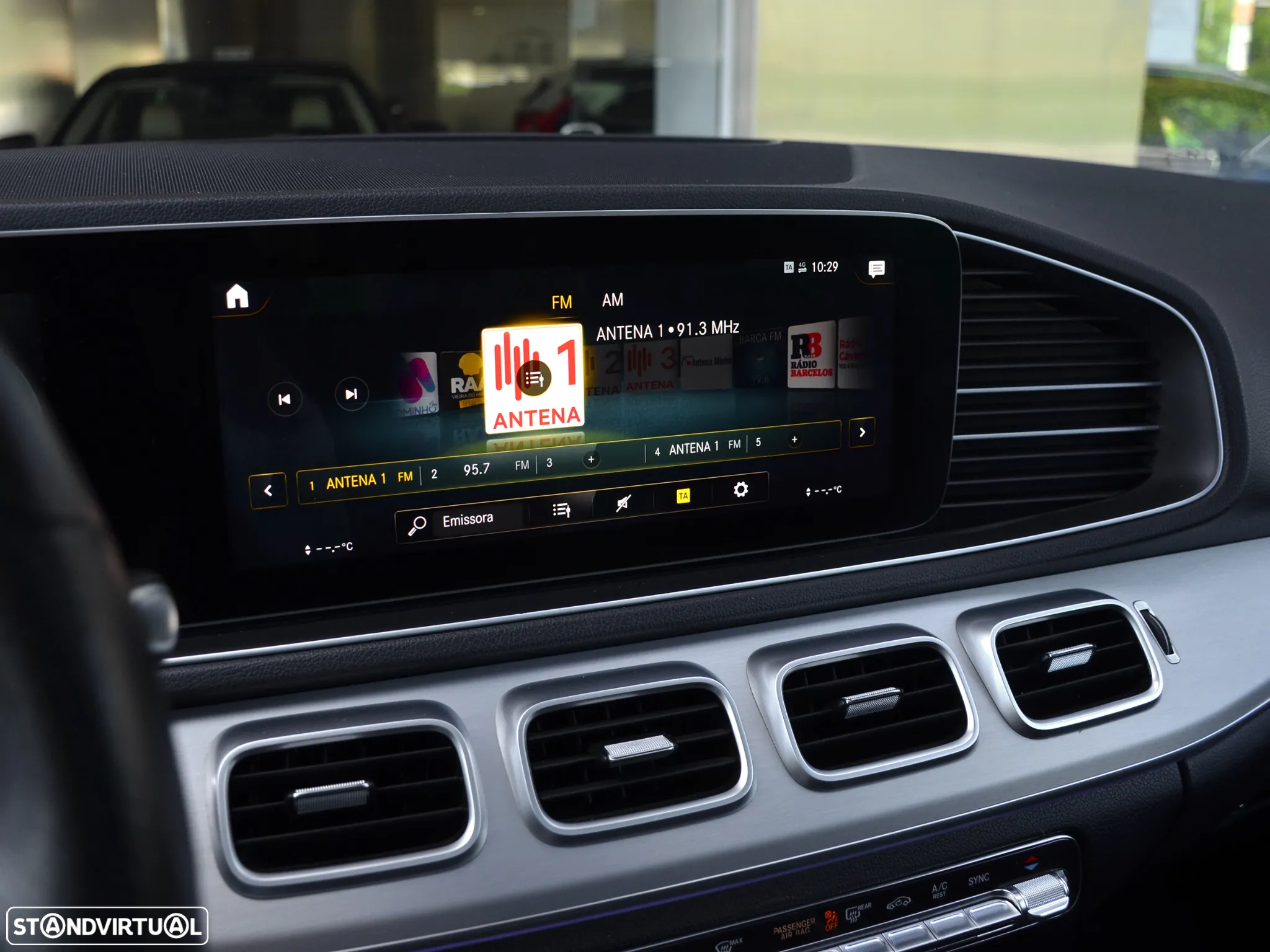 Mercedes-Benz GLE 300 d 4Matic - 29