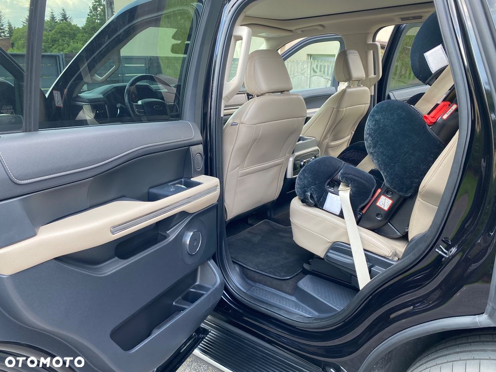 Ford Expedition - 24