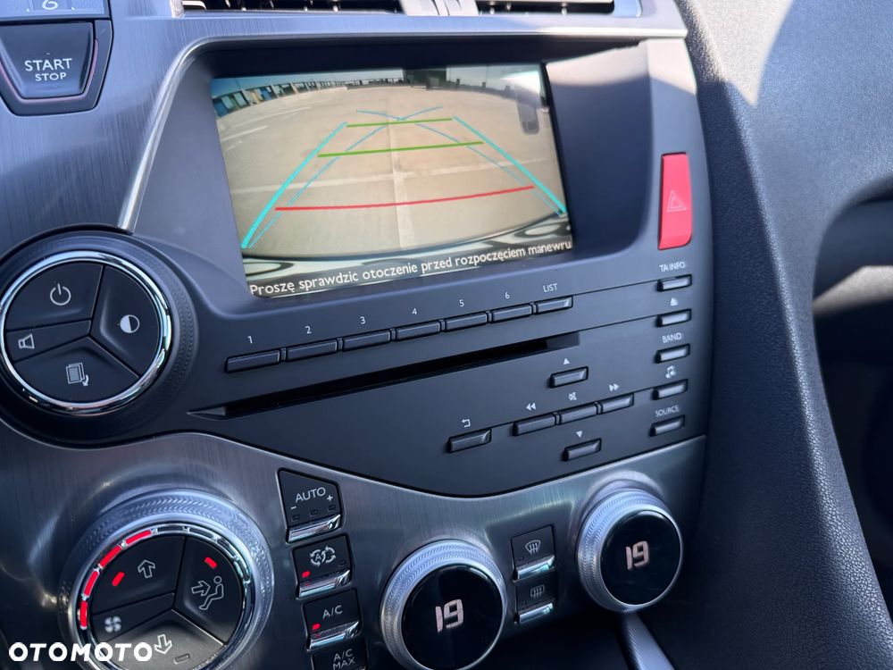 Citroën DS5 Hybrid4 EGS6 SportChic - 6