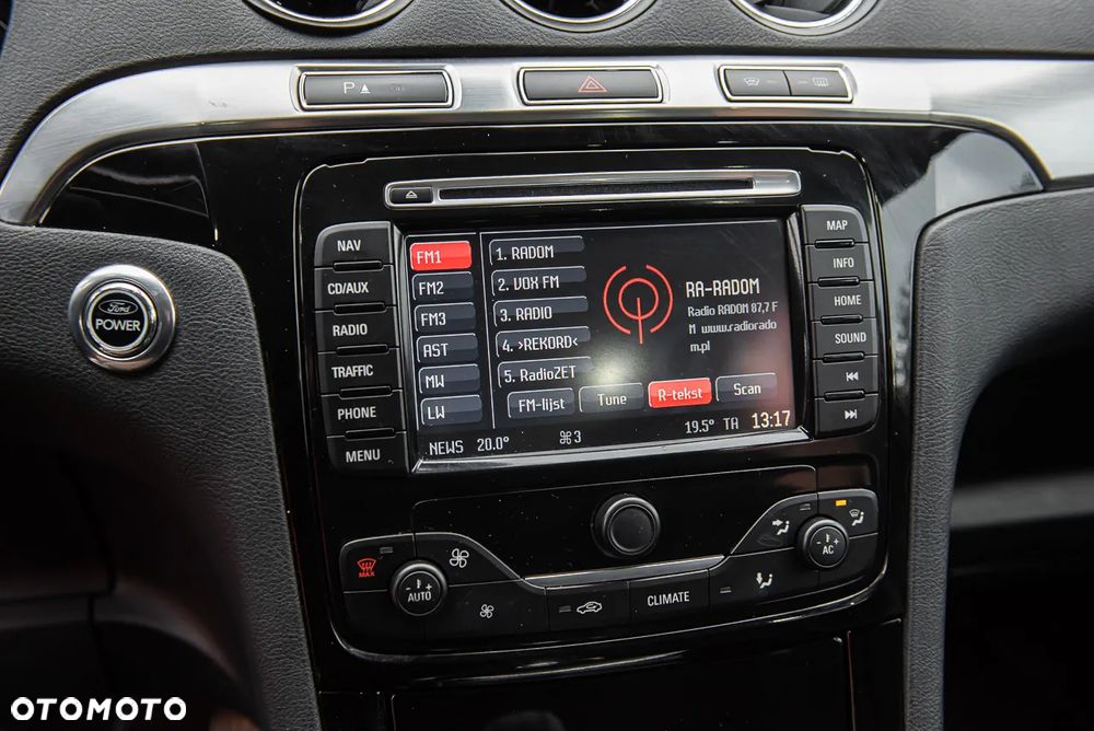 Ford S-Max 2.0 TDCi DPF Champions Edition - 19