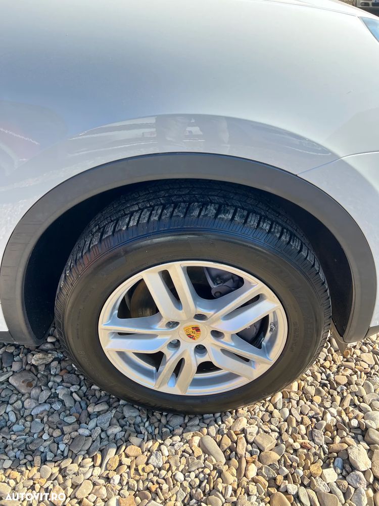 Porsche Cayenne Tiptronic S - 30