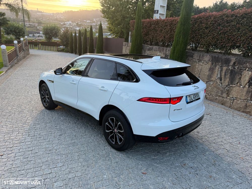 Jaguar F-Pace 20d R-Sport - 18
