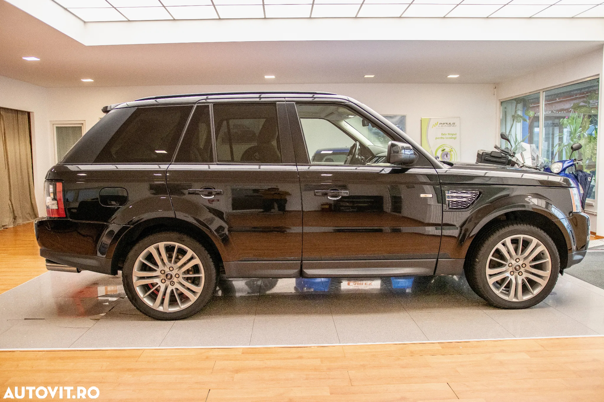 Land Rover Range Rover Sport 3.0 SDV6 HSE - 9