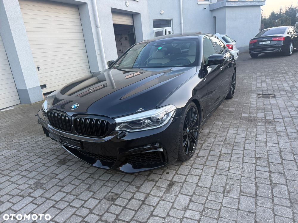 BMW Seria 5 M550i xDrive - 7