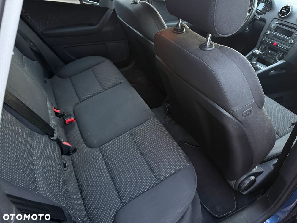 Audi A3 Sportback 1.6 FSI Ambition - 21