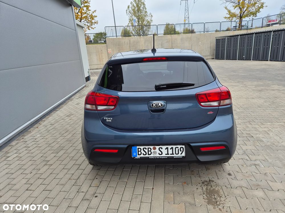 Kia Rio 1.2 Dream-Team Edition - 8