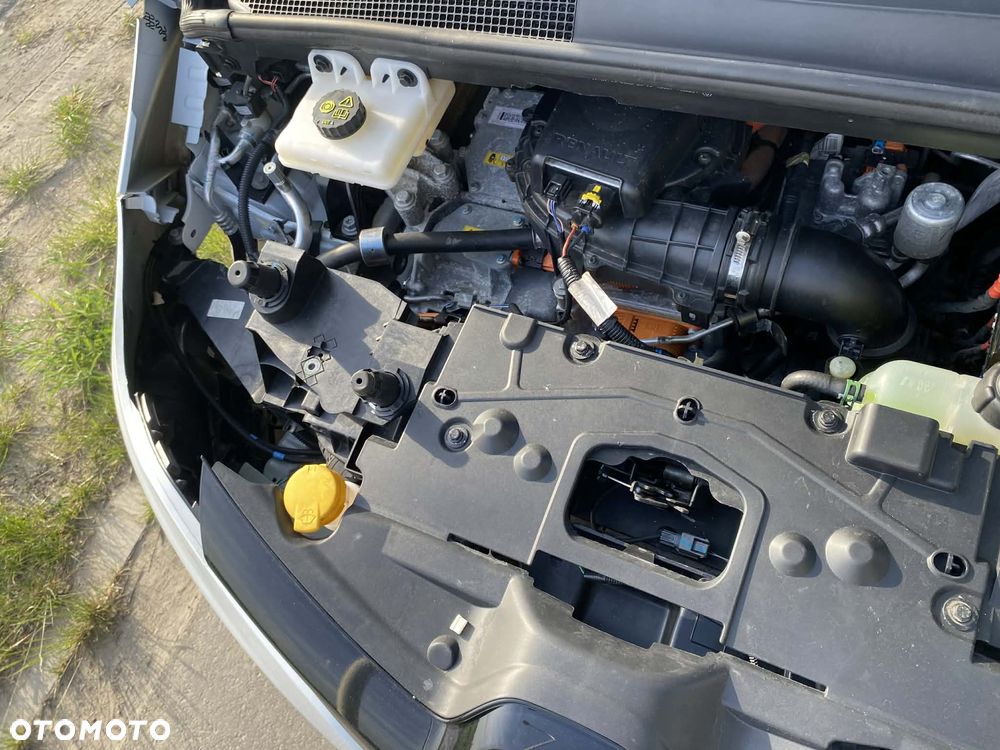 Renault Zoe - 36