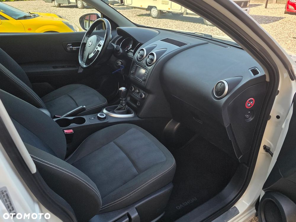 Nissan Qashqai 2.0 4x4 Tekna - 39