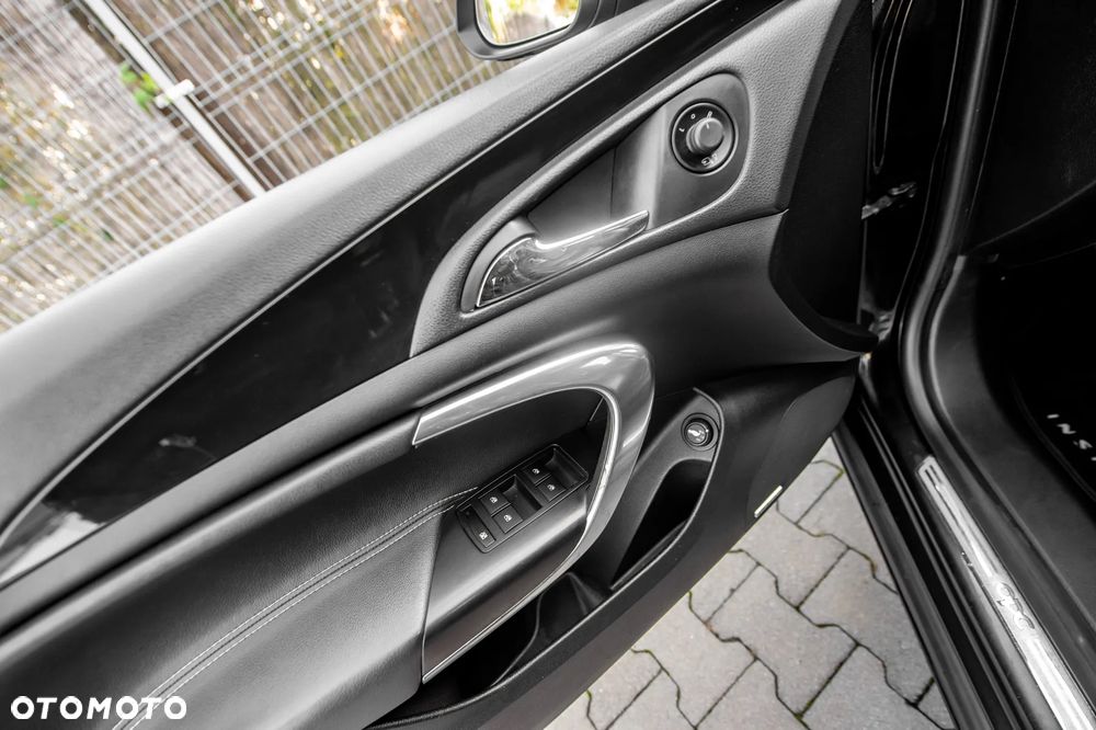 Opel Insignia 2.8 V6 Turbo 4x4 OPC - 31