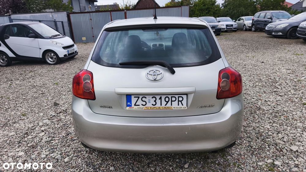 Toyota Auris - 3
