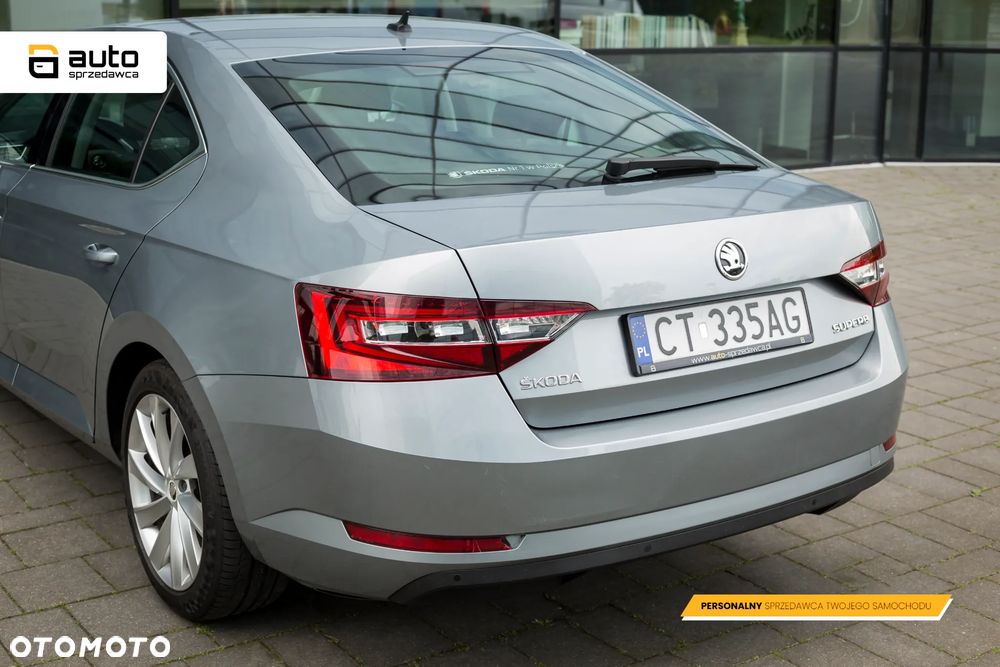 Skoda Superb 2.0 TDI Style DSG - 19