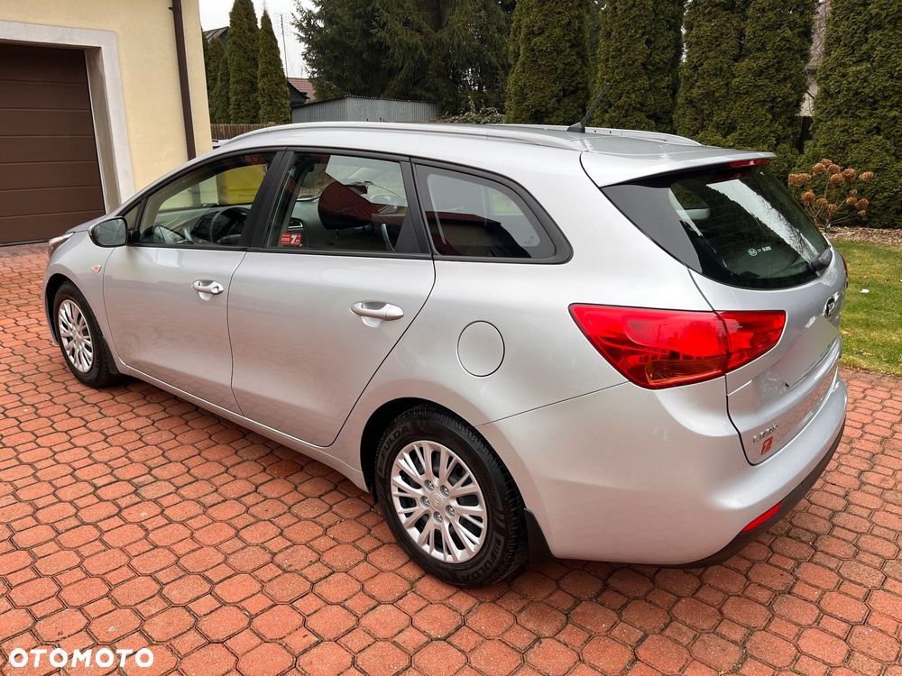 Kia Ceed 1.6 CRDi M - 3