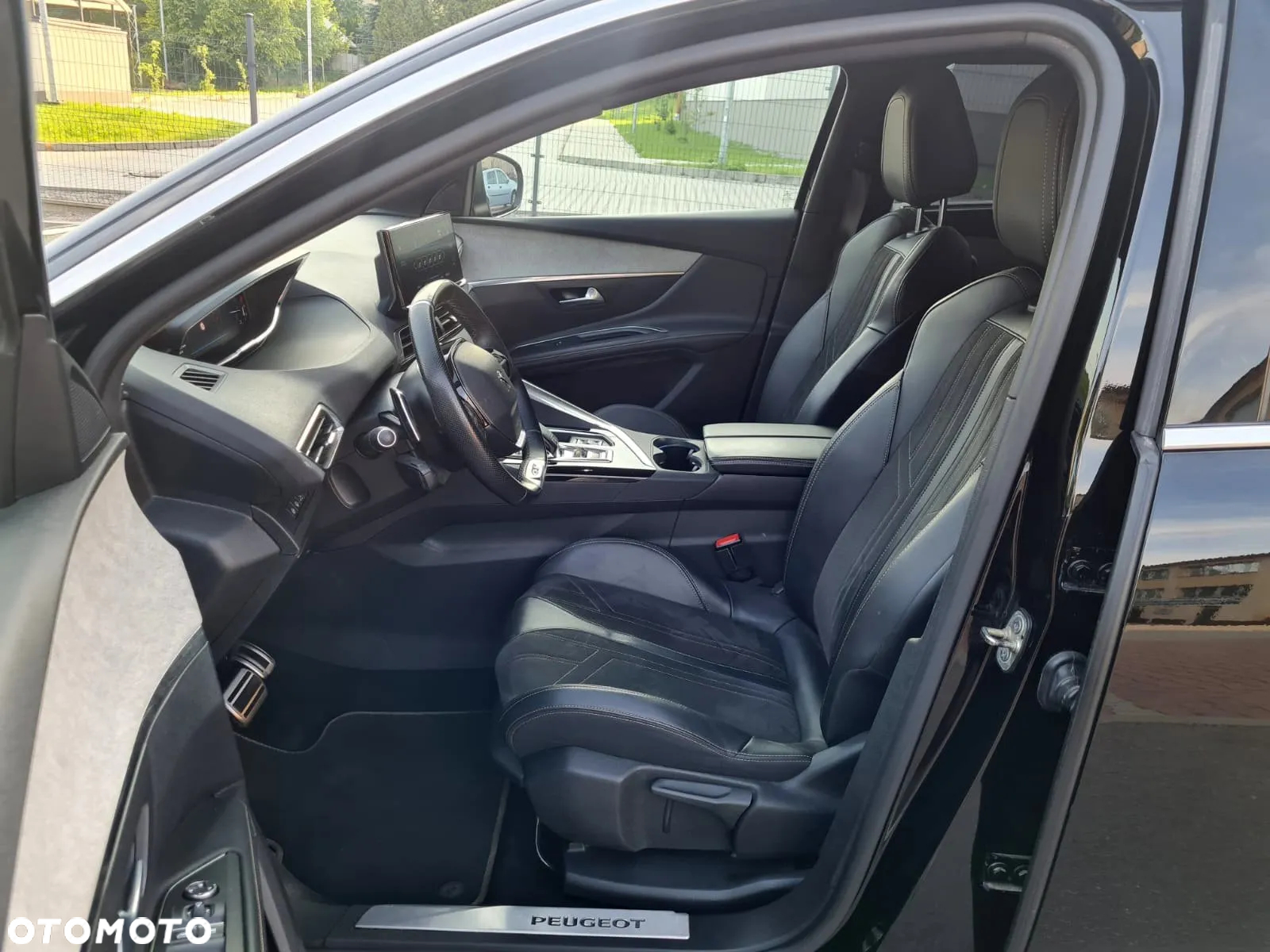 Peugeot 5008 1.6 PureTech GT S&S EAT8 - 11