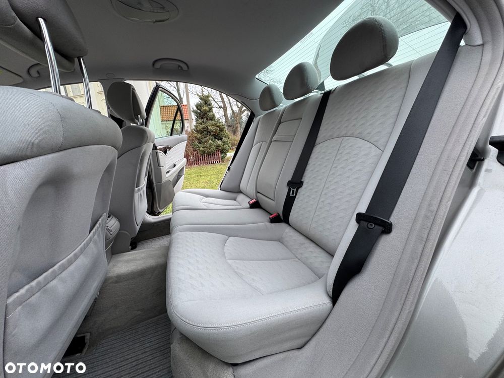 Mercedes-Benz Klasa E - 25