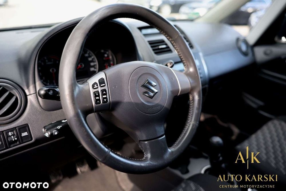 Suzuki SX4 - 24