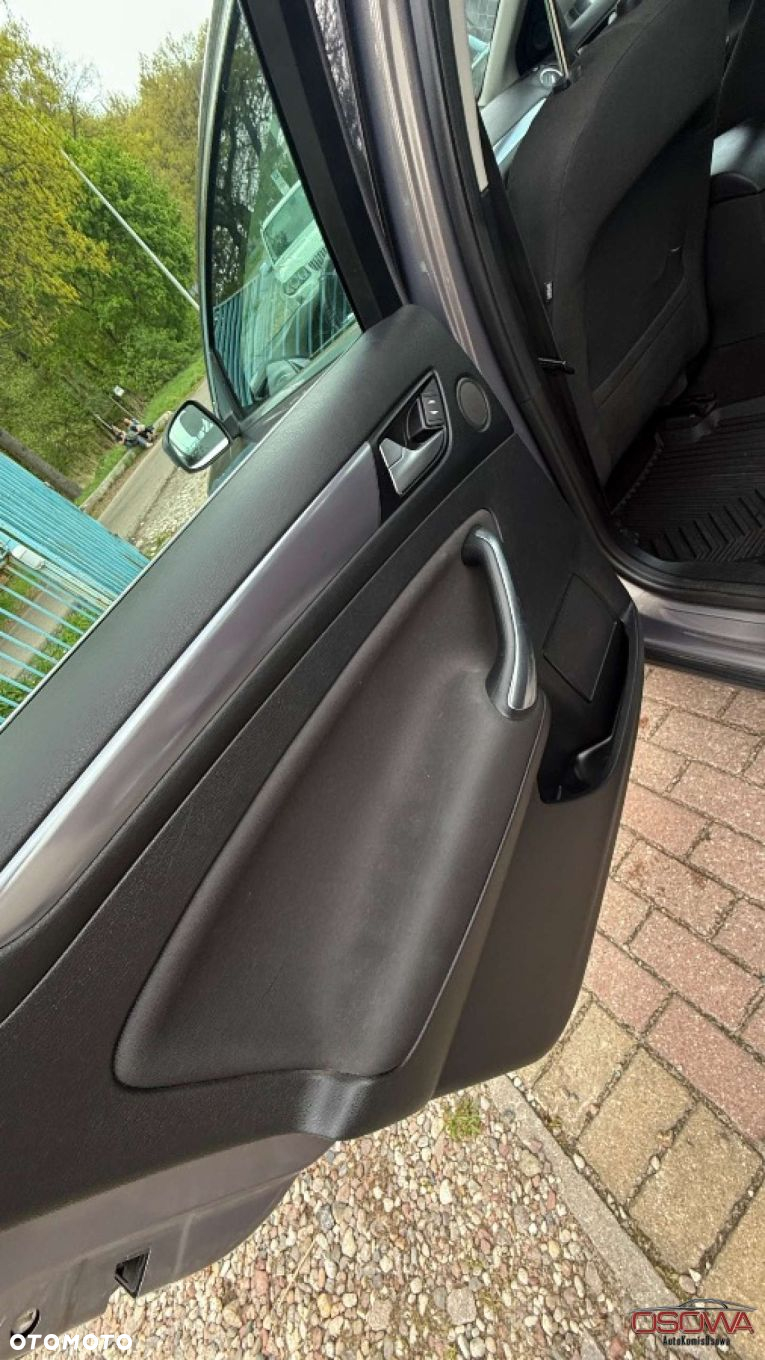 Ford Mondeo - 16