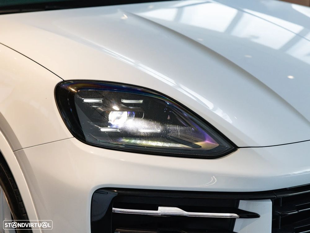 Porsche Cayenne E-Hybrid - 15