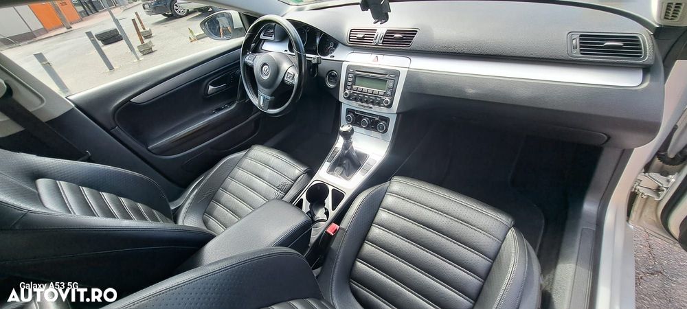 Volkswagen Passat CC - 23